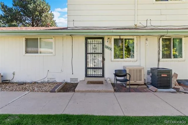 1192 S Eagle Circle #C Aurora, CO 80012