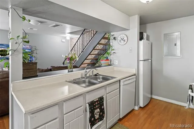 1192 S Eagle Circle #C Aurora, CO 80012