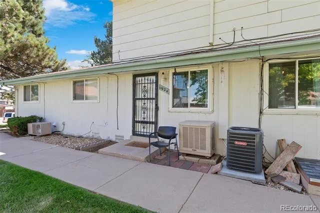 1192 S Eagle Circle #C Aurora, CO 80012