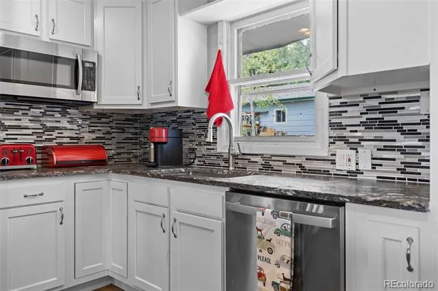 41 Yew Lane Bailey, CO 80421