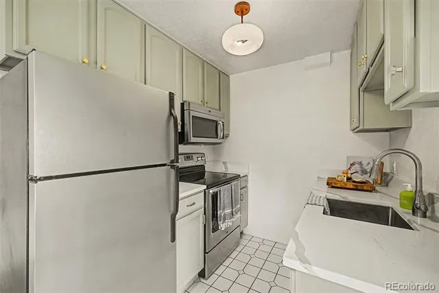 1190 Clermont Street #202 Denver, CO 80220