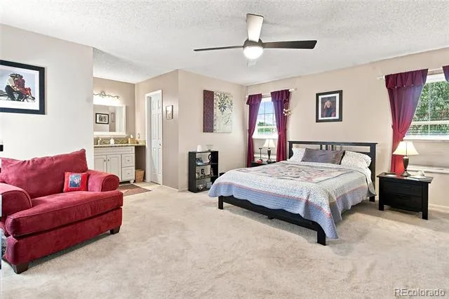 2528 S Vaughn Way #C Aurora, CO 80014