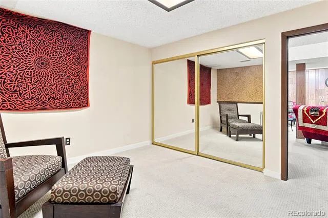 2528 S Vaughn Way #C Aurora, CO 80014