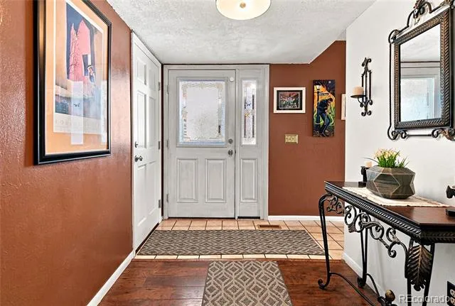 2528 S Vaughn Way #C Aurora, CO 80014