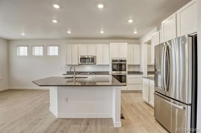 24555 E Kettle Court Aurora, CO 80016