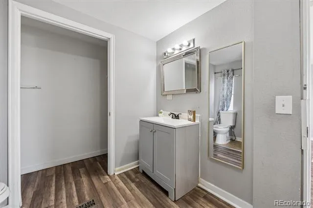 8601 Zuni Street Denver, CO 80260