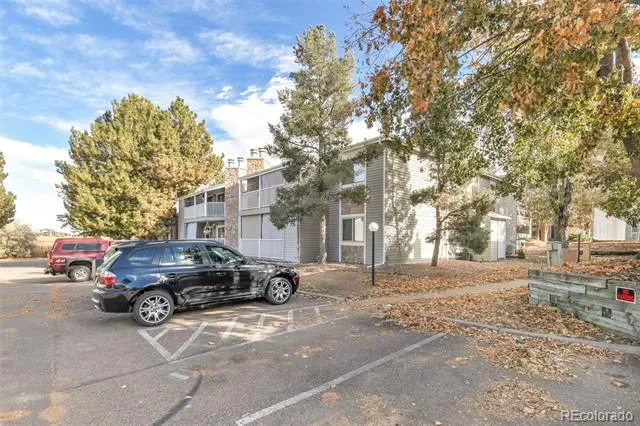902 S Walden Street #203 Aurora, CO 80017