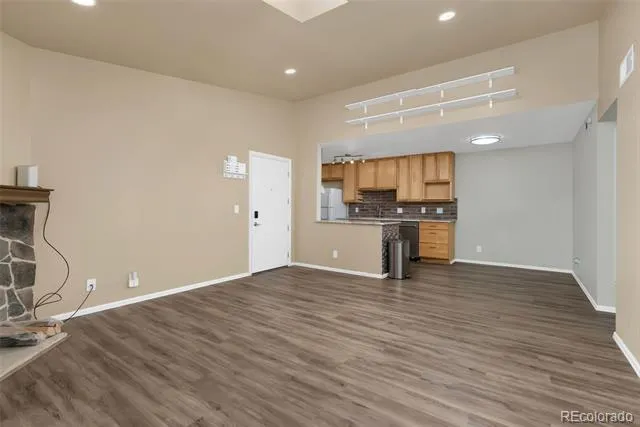 902 S Walden Street #203 Aurora, CO 80017