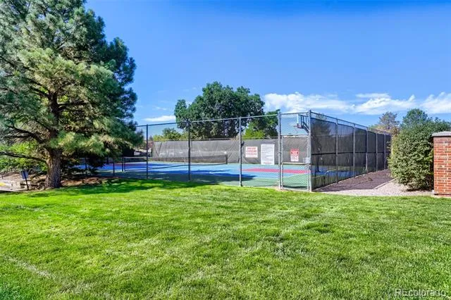 2295 S Pitkin Way #F Aurora, CO 80013