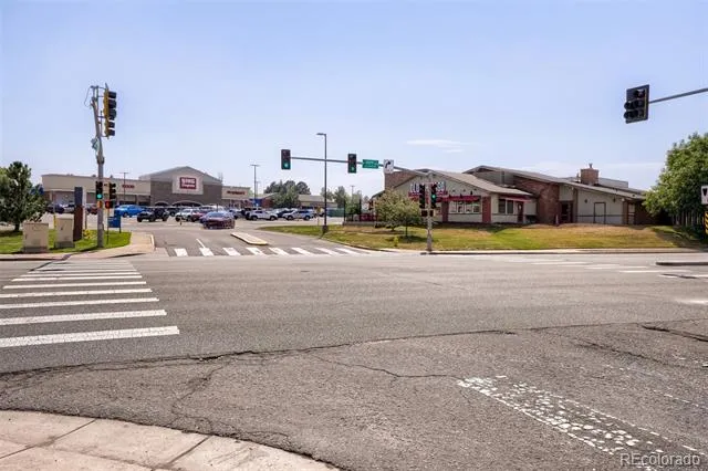 2295 S Pitkin Way #F Aurora, CO 80013