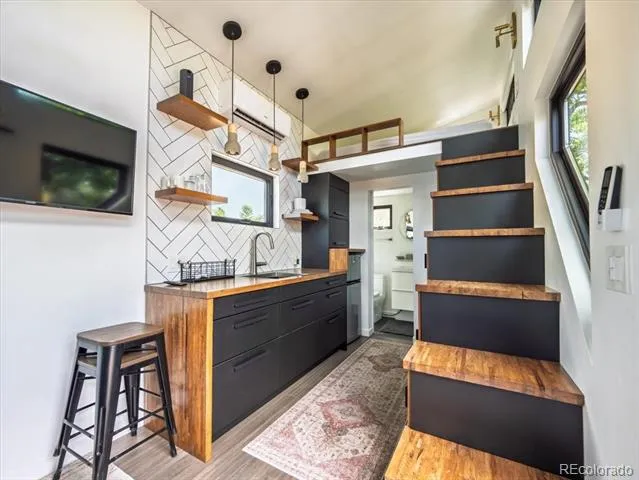 649 King Street Denver, CO 80204