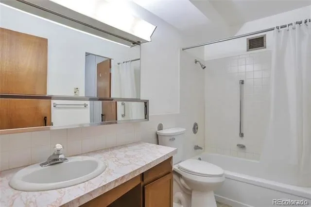 9340 E Center Avenue #8A Denver, CO 80247