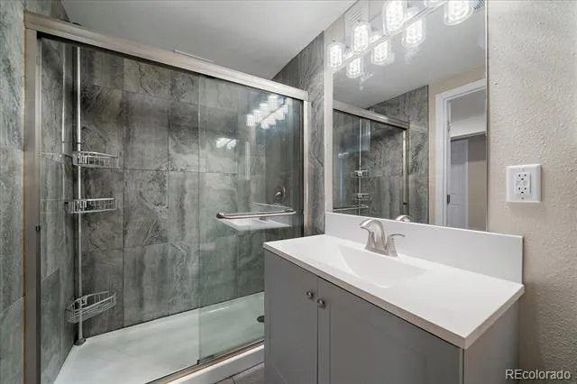 18757 E Hawaii Drive Aurora, CO 80017