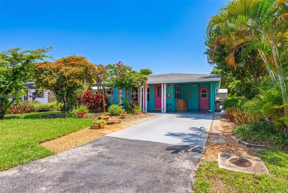 4831 NE 8th Ave Oakland Park, FL 33334