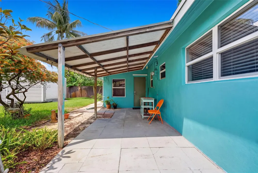4831 NE 8th Ave Oakland Park, FL 33334