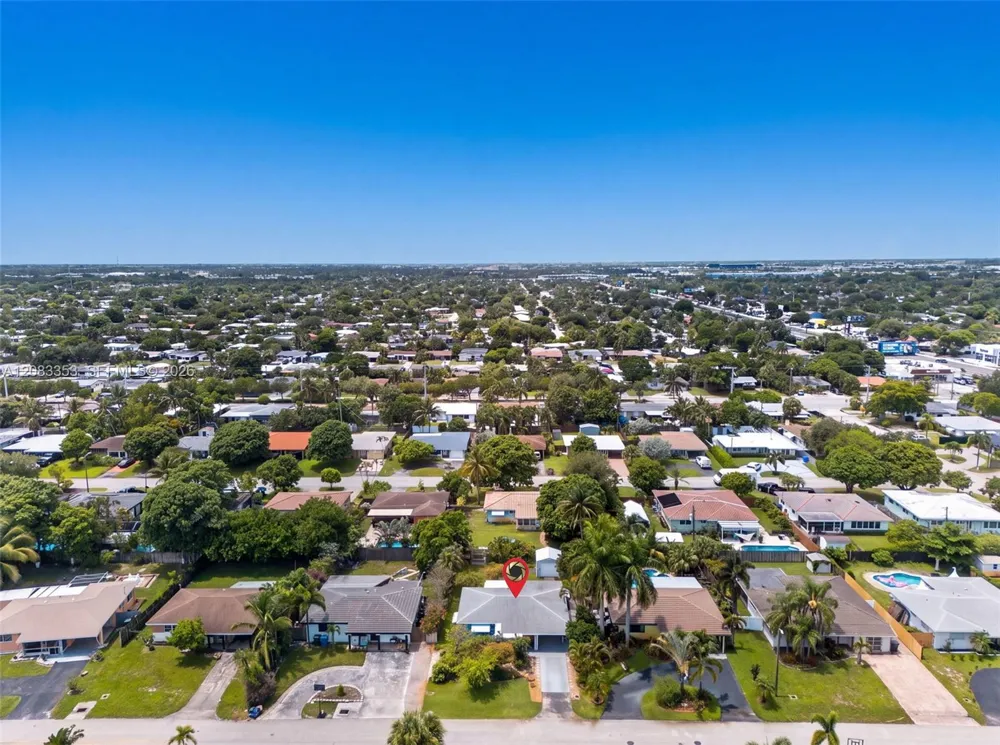 4831 NE 8th Ave Oakland Park, FL 33334