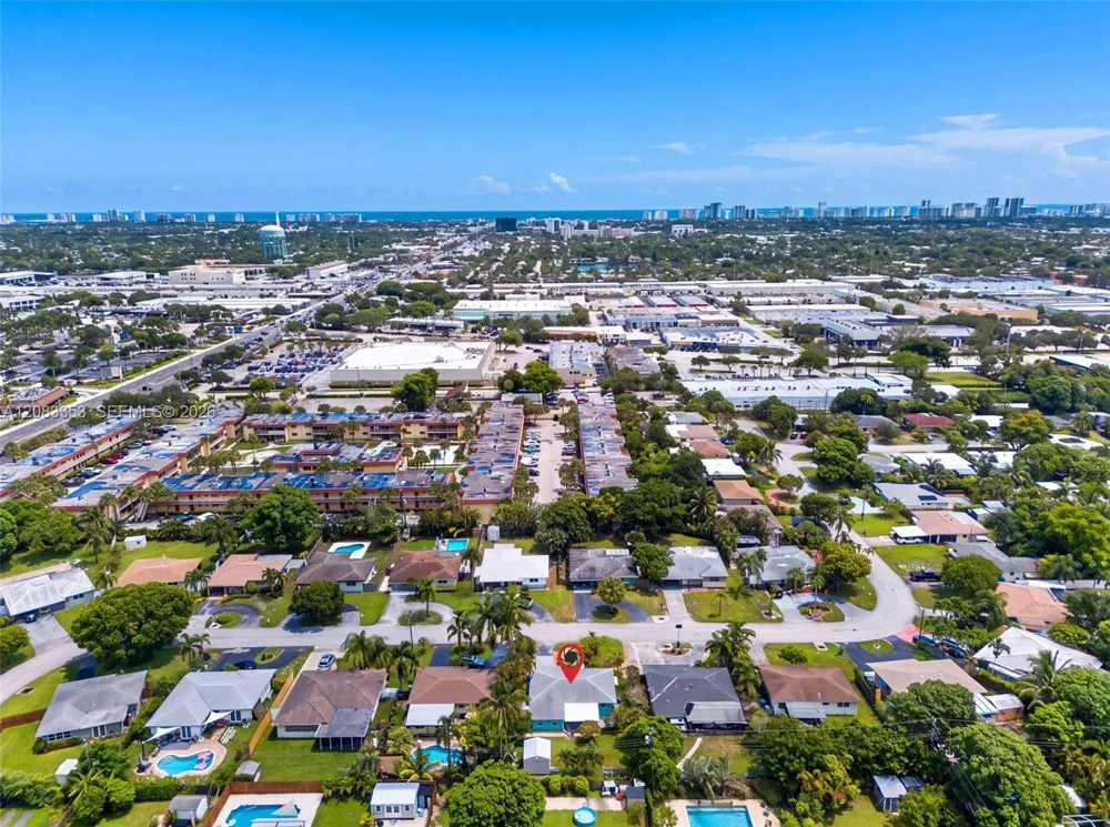 4831 NE 8th Ave Oakland Park, FL 33334
