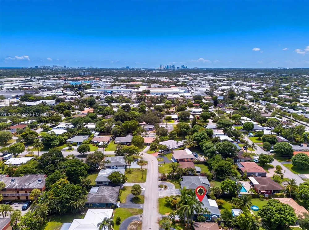 4831 NE 8th Ave Oakland Park, FL 33334