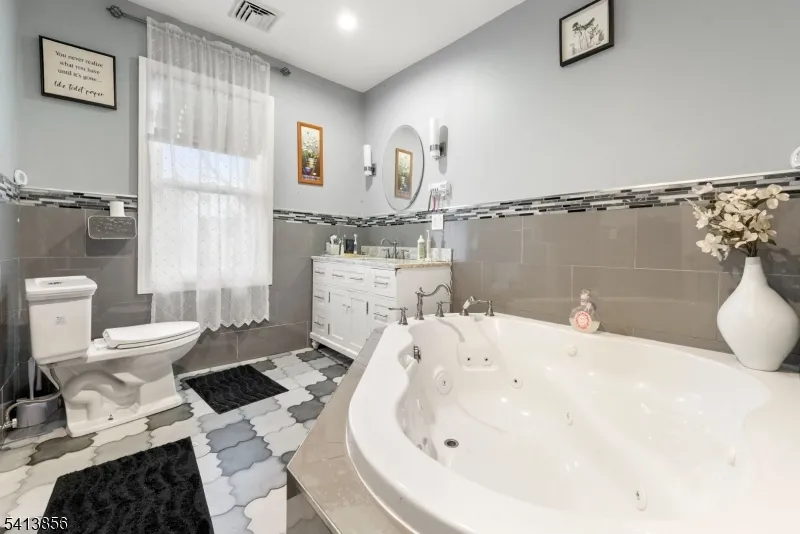 263 Stiles St Elizabeth City, NJ 07208