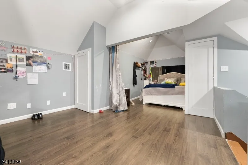 263 Stiles St Elizabeth City, NJ 07208