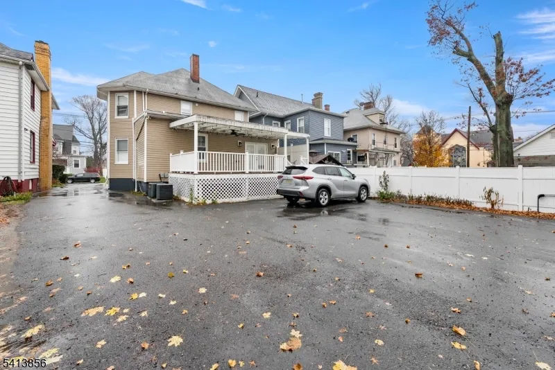 263 Stiles St Elizabeth City, NJ 07208