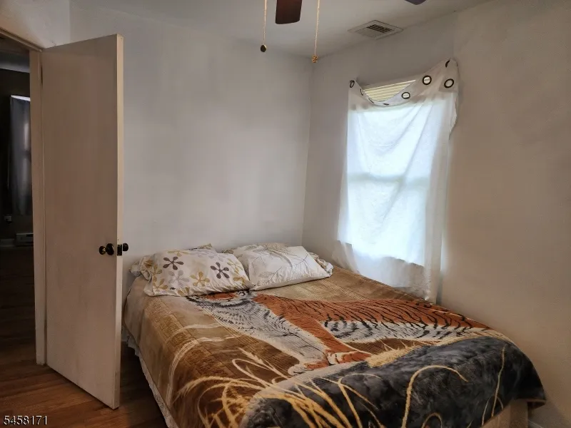 30 Locust Rd Wantage, NJ 07461