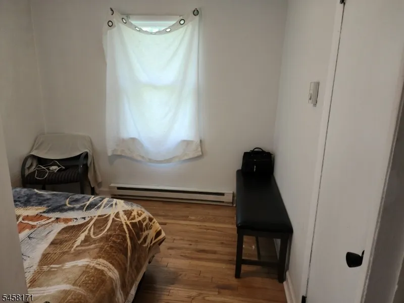 30 Locust Rd Wantage, NJ 07461