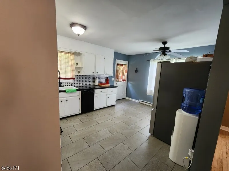 30 Locust Rd Wantage, NJ 07461
