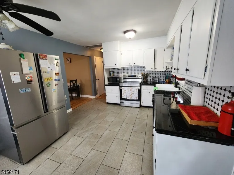 30 Locust Rd Wantage, NJ 07461
