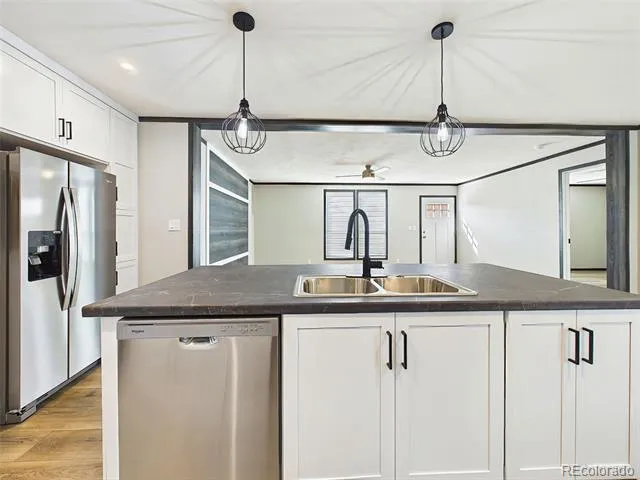 354 E Stewart Drive Pueblo, CO 81007