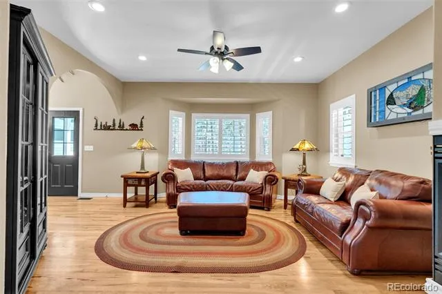 4745 Cheyenne Drive Larkspur, CO 80118