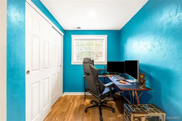 3250 S Holland Way Lakewood, CO 80227