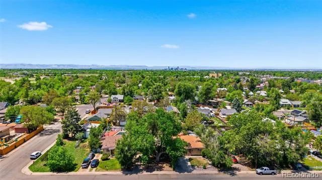 1225 Dallas Street Aurora, CO 80010
