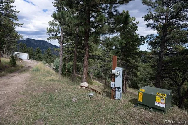 8077 Drew Hill Road Golden, CO 80403