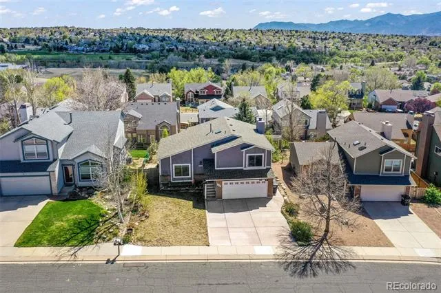 3545 Sedgewood Way Colorado Springs, CO 80918