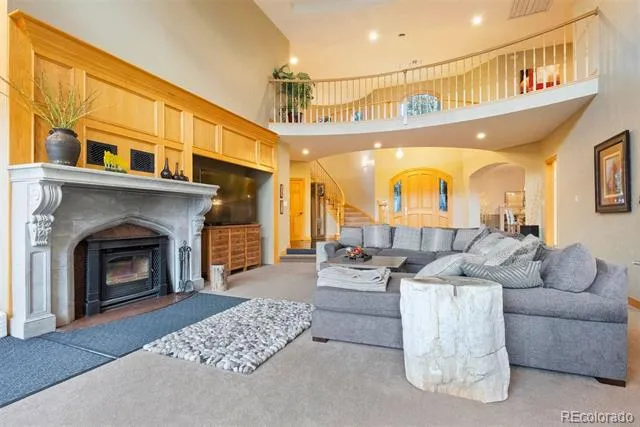 29115 Summit Ranch Drive Golden, CO 80401