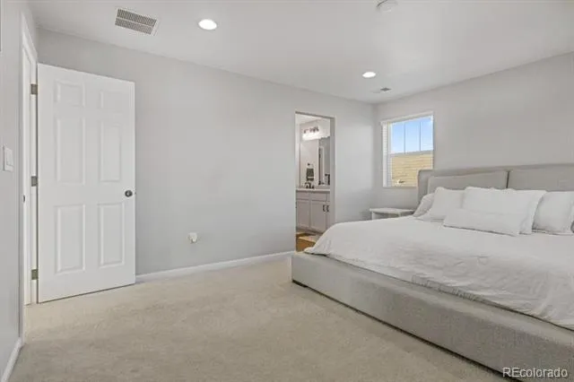 3856 Fultondale Street Aurora, CO 80019