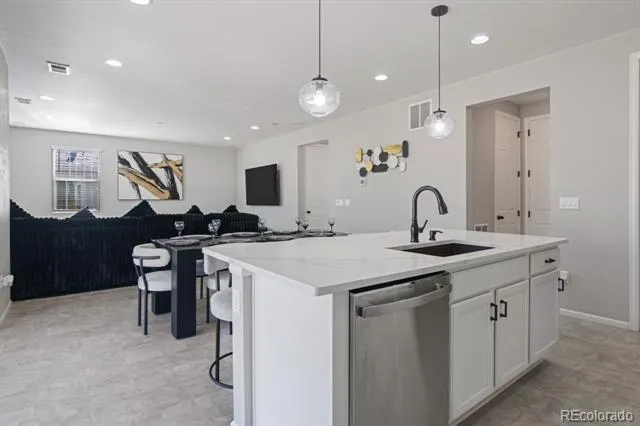 3856 Fultondale Street Aurora, CO 80019