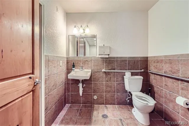 13984 W Bowles Avenue #102A Littleton, CO 80127