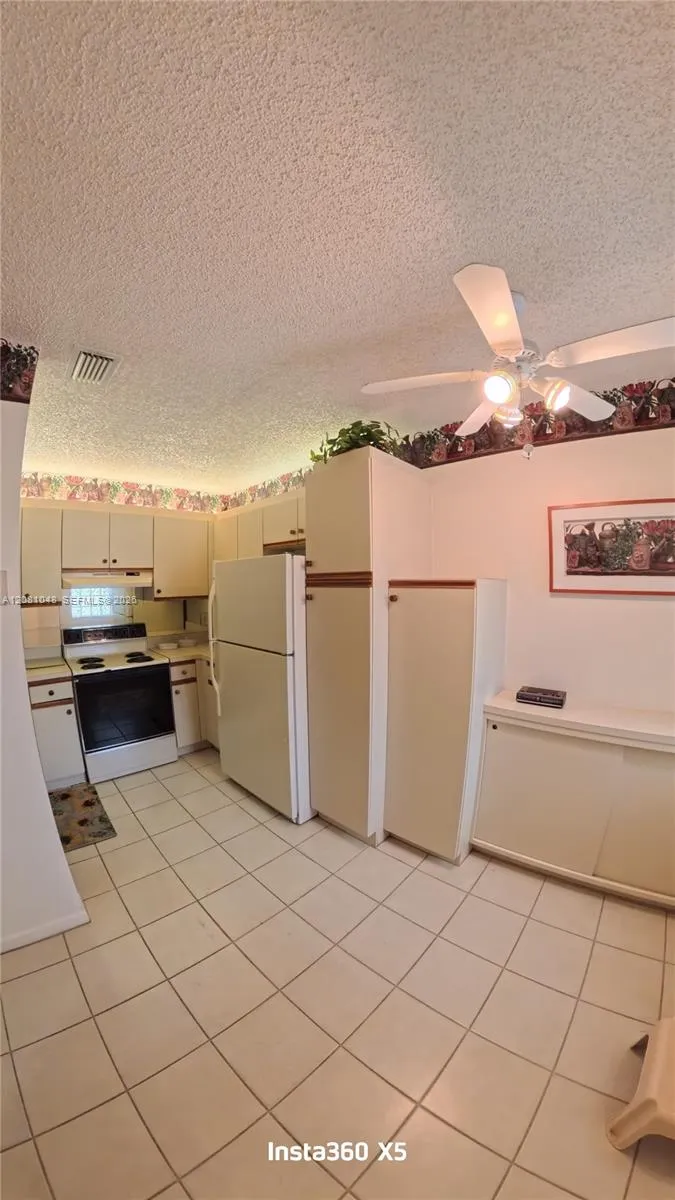 5438 Verona Dr #B Boynton Beach, FL 33437