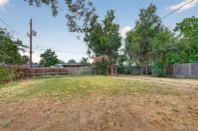1316 Fulton Street Aurora, CO 80010