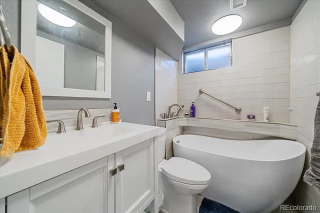 1654 S Endicott Street Denver, CO 80232