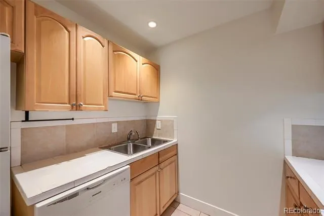 2707 Valmont Road #212C Boulder, CO 80304