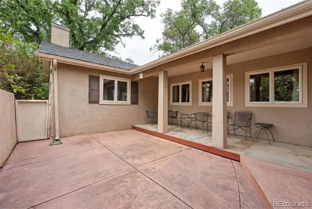 26 Oak Avenue Colorado Springs, CO 80906