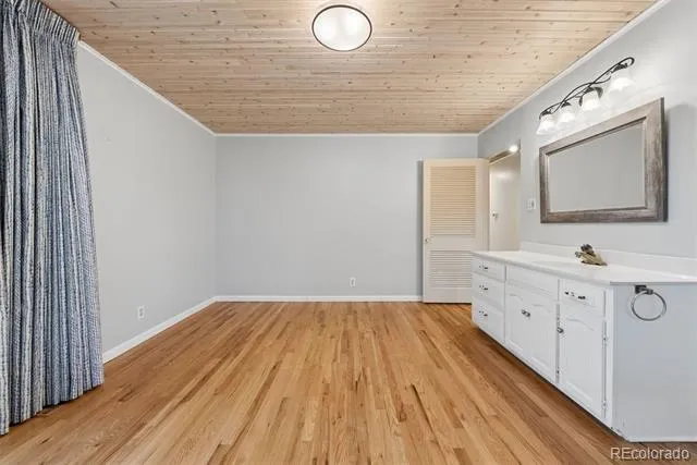 26 Oak Avenue Colorado Springs, CO 80906