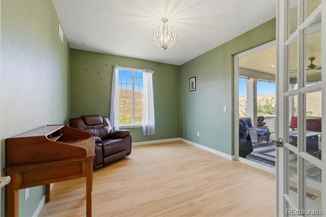 18812 W 84th Avenue Arvada, CO 80007
