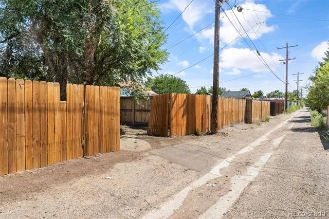 1209 E Orman Avenue Pueblo, CO 81004