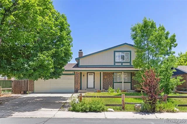 1584 S Fraser Way Aurora, CO 80012