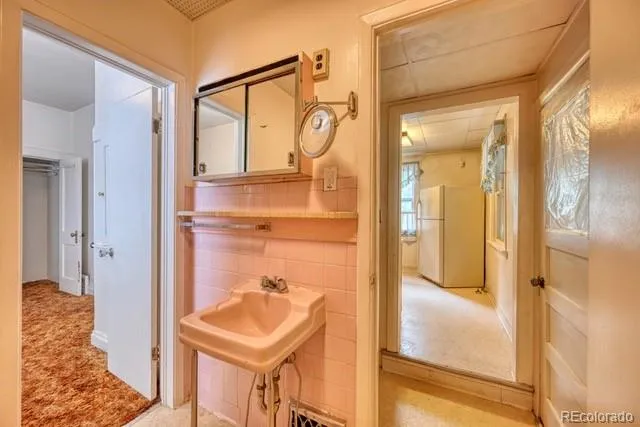3326 W 24th Avenue Denver, CO 80211