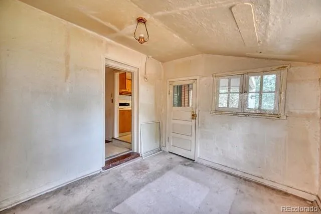 3326 W 24th Avenue Denver, CO 80211